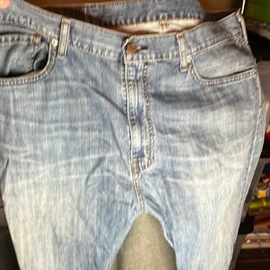 levi’s blue jeans 38 x 30